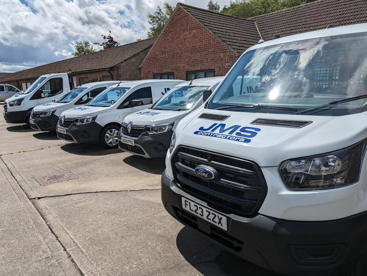 Soanes Signs of Norwich - Vehicle Graphics - Work Example 41